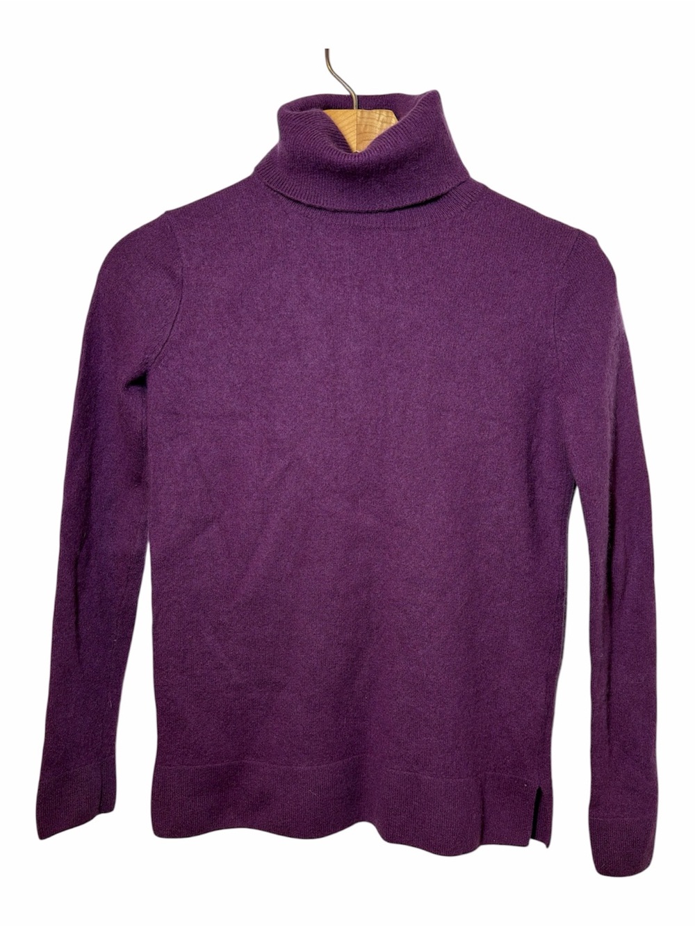 Nieman Marcus 100% Cashmere Turtleneck Sweater
